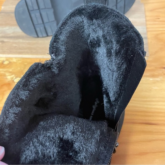 Religious Comfort Nottingham Waterproof Faux Fur Lined ankle boot black sz 9.5 - Picture 10 of 10